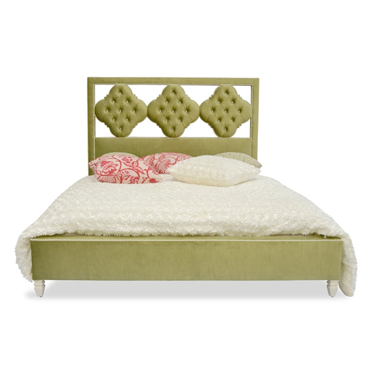 Quadrafoile Bed