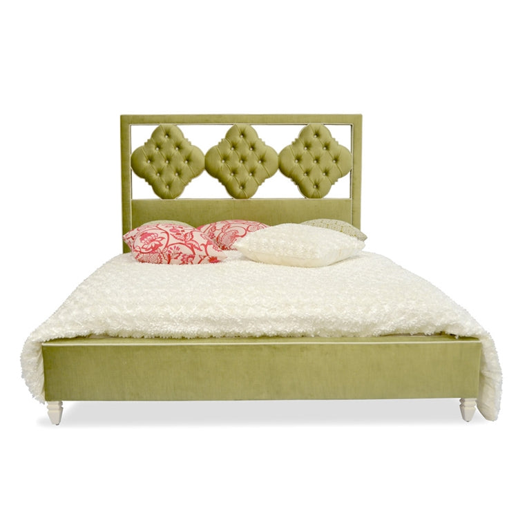 Quadrafoile Bed